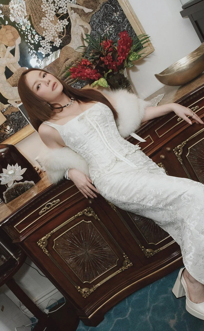 Lý Nhã Kỳ là một trong những “đại gia” giàu có của showbiz Việt.