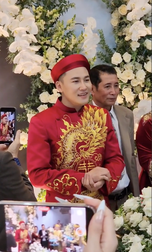 Hà Trí Quang chia sẻ cảm xúc trong ngày trọng đại của cuộc đời.