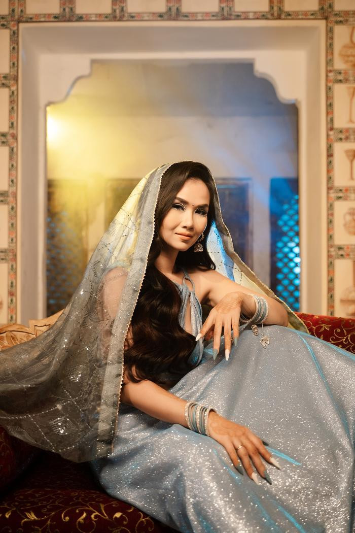 Sang nước ngoài lưu diễn, Võ Hạ Trâm nhắc đến việc làm 'bể loa'? Ảnh 4