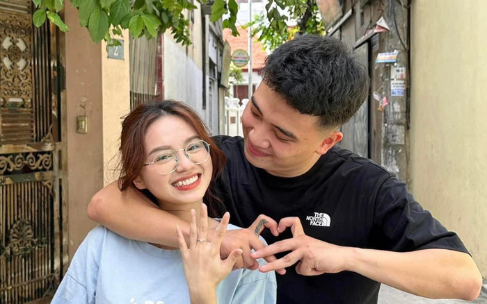 Hà Mã Tấu khoe nhẫn cầu hôn ngay dịp 20/10, danh tính bạn trai gây bất ngờ Ảnh 2