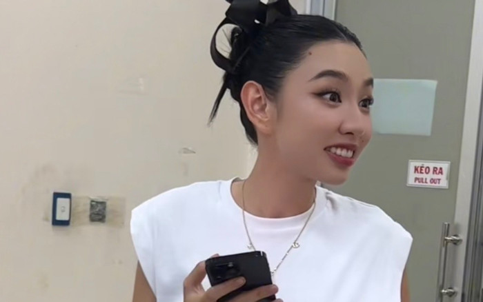 Bị nói Hoa hậu mà ế, Thùy Tiên chốt 1 câu khiến mọi người lặng thinh Ảnh 2