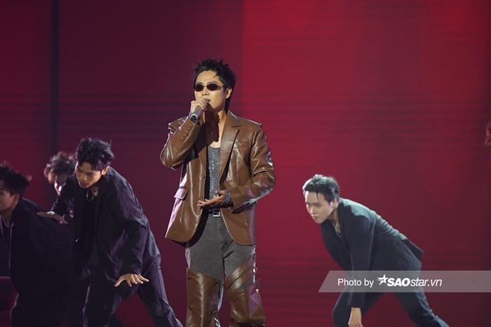 Tăng Duy Tân 'bùng nổ' với hit mới trong đêm chung kết Vietnam Idol 2023 Ảnh 2