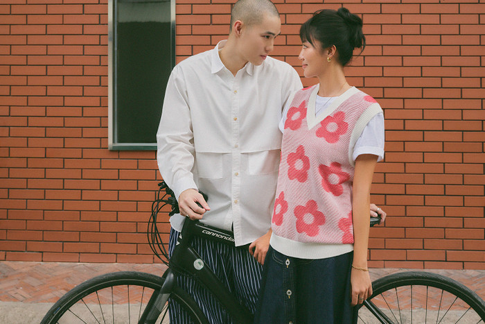 Văn Mai Hương thân mật bên chàng trai lạ: Chuyện gì đây? Ảnh 1