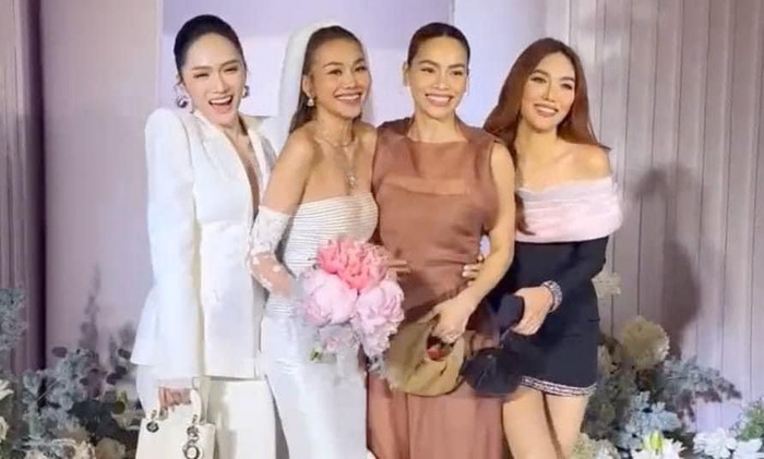 Tứ đại mỹ nhân hội ngộ.