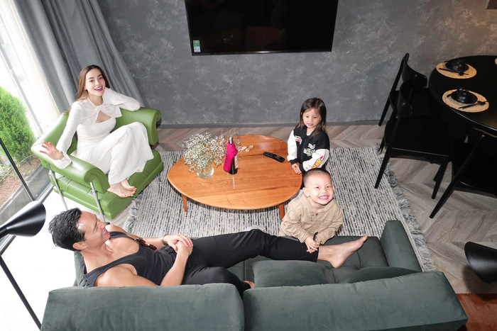 Vợ chồng Hồ Ngọc Hà thường đưa các con đi du lịch khi có thời gian rảnh