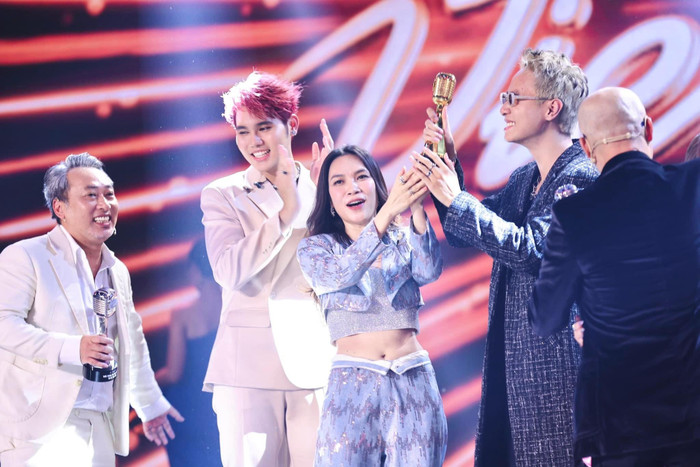 Mỹ Tâm trong đêm chung kết Vietnam Idol.