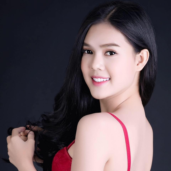 Lê Ngọc Trinh có làn da trắng, khuôn mặt xinh đẹp. Ảnh: FBNV