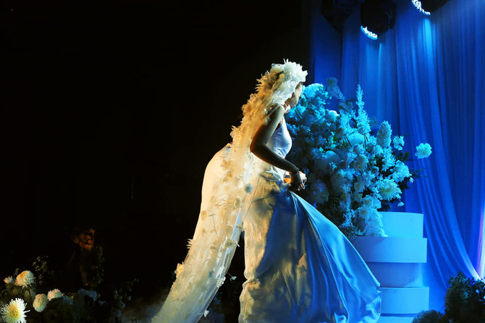 Cô dâu tháng 10 xinh đẹp.