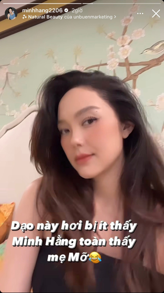 Minh Hằng vui vẻ thừa nhận bản thân đang đắm chìm trong cuộc sống của một 'mẹ bỉm'