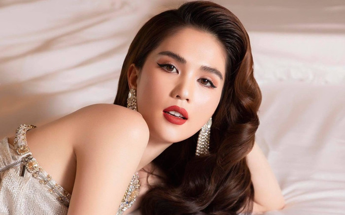 Mạng xã hội giúp Ngọc Trinh nổi tiếng và kiếm tiền thế nào? Ảnh 2