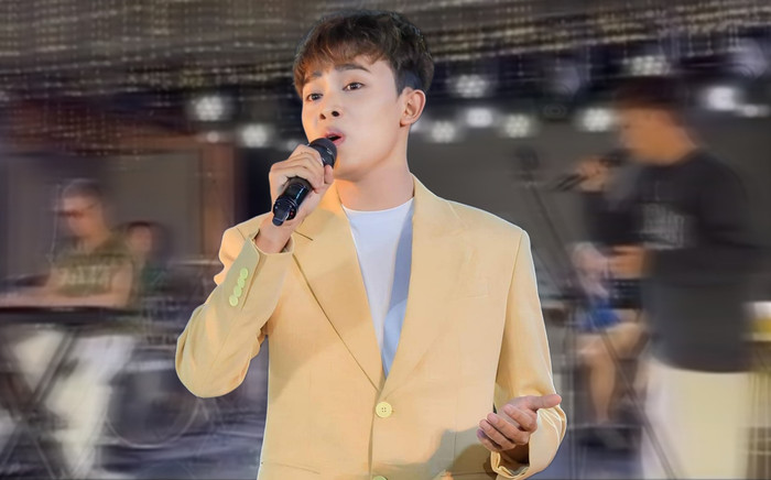 Hồ Văn Cường xuất hiện tập nhạc, hình ảnh trái ngược lúc chạy show Ảnh 2