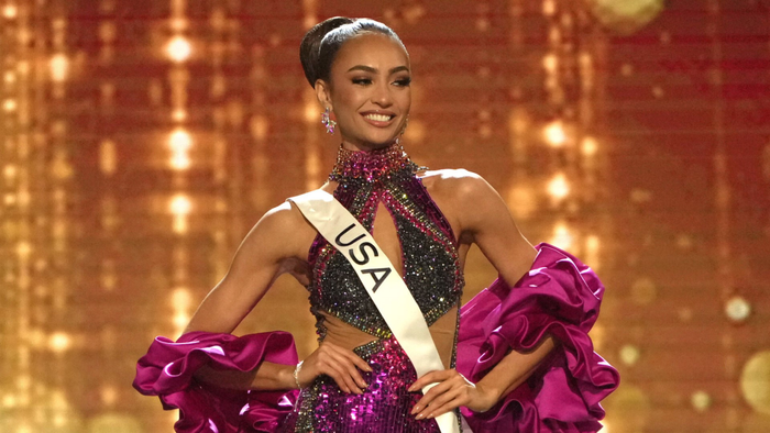 R'Bonney Gabriel là mỹ nhân thứ 9 đem vương miện Miss Universe về cho quốc gia USA.