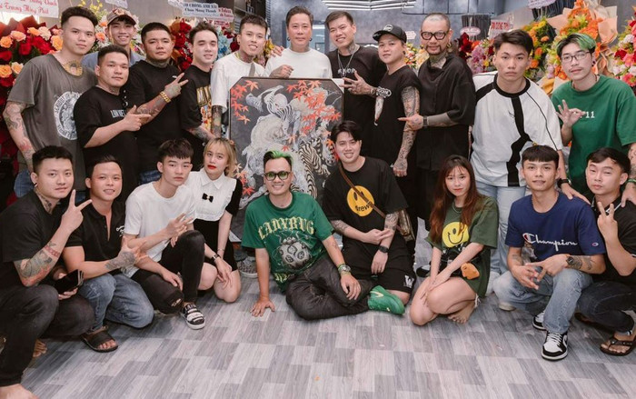 Thành quả xúc động của chàng thợ xăm sau 10 năm khiến cha chịu điều tiếng Ảnh 2