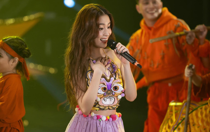 Nam ca sĩ Hàn Quốc muốn hát nhạc Việt, khán giả la ó: 'Đừng là See Tình'? Ảnh 2