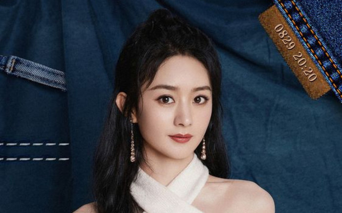 Triệu Lệ Dĩnh bất ngờ bị chỉ trích vì tham công tiếc việc, bỏ bê con trai Ảnh 2