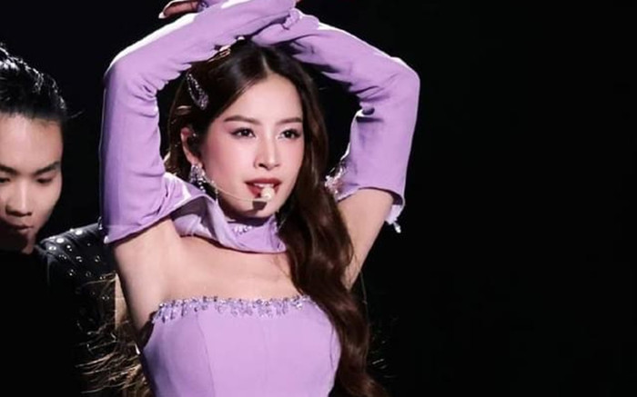 Chi Pu có sân khấu solo đầu tiên tại Trung Quốc, fan xếp hàng cả ngày để xem Ảnh 2