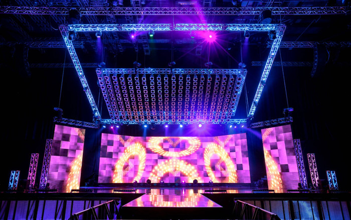 Một khán giả qua đời ngay trước buổi biểu diễn, nữ ca sĩ viết tâm thư chia buồn Ảnh 2