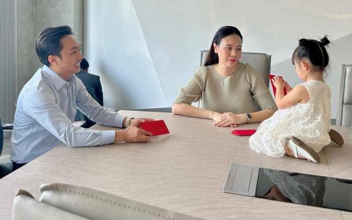 Con gái diệu của Cường Đô La gây sốt với màn đối đáp như bà cụ non Ảnh 2