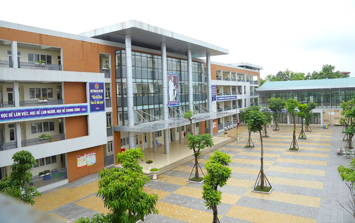 Không cho học sinh đi xe đạp đến trường, hiệu trưởng ở Hà Nội nói gì? Ảnh 2