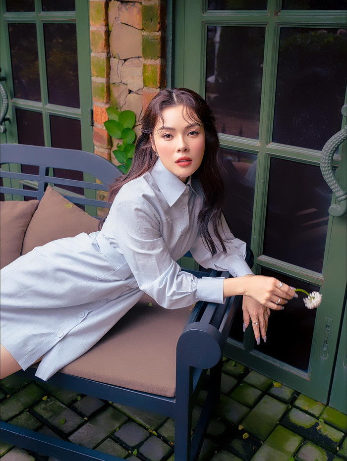 Nữ diễn viên tiết lộ cô không dám mặc đẹp ra đường.