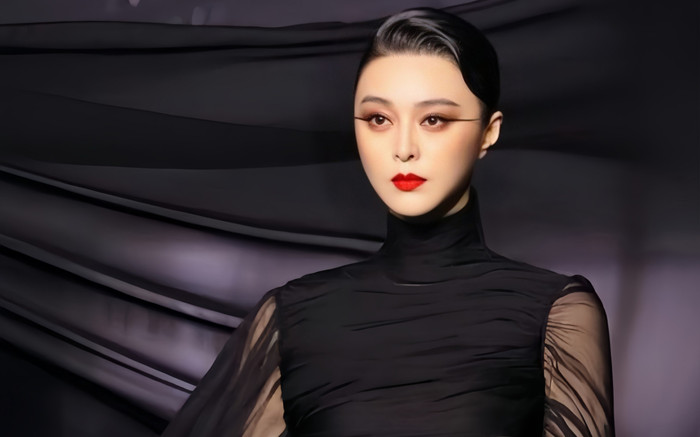 Phạm Băng Băng bị chê thậm tệ khi diễn vedette trên sàn quốc tế Ảnh 2