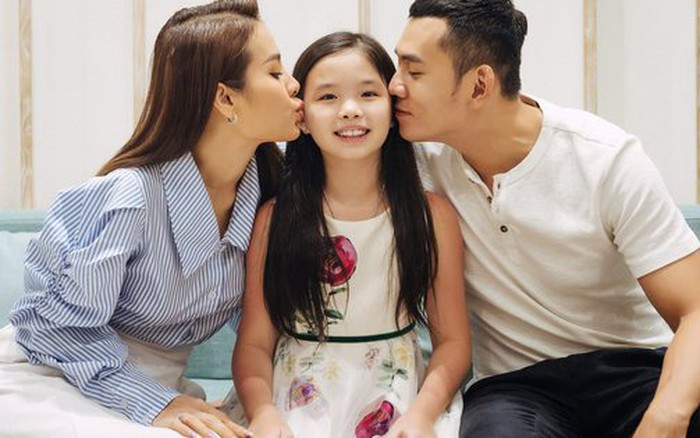 Lý Bình và con gái riêng của Phương Trinh Jolie - Bé Mia.