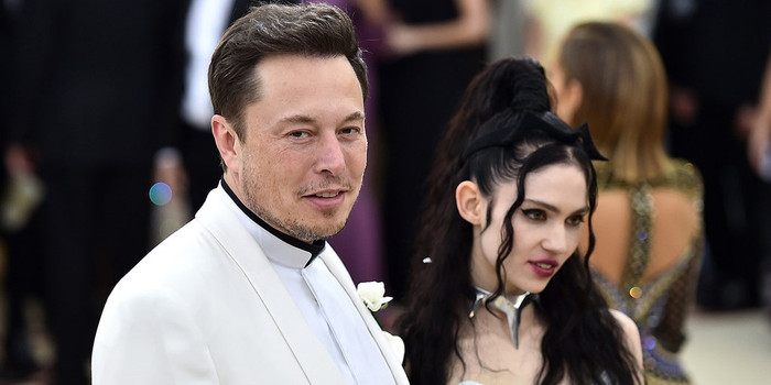  Grimes và Elon Musk bắt đầu hẹn hò từ tháng 5/2018 và có với nhau 3 đứa con chung