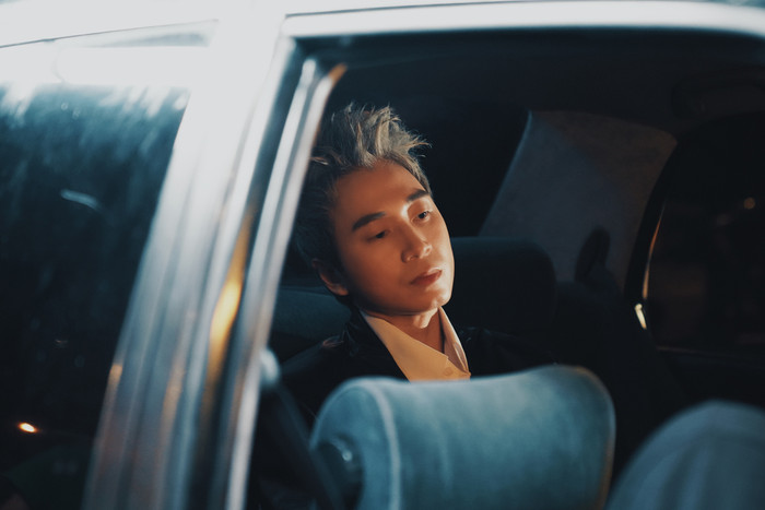 Nam rapper từng chia sẻ về việc đối mặt với căn bệnh rối loạn lưỡng cực suốt 12 năm.