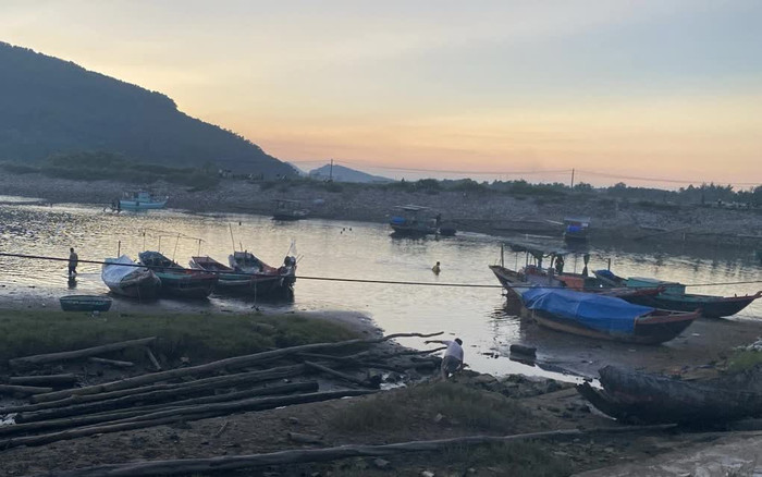 Tin mới vụ bé trai 4 tuổi ở Hà Tĩnh mất tích bí ẩn khi đi chơi cùng ông nội Ảnh 2