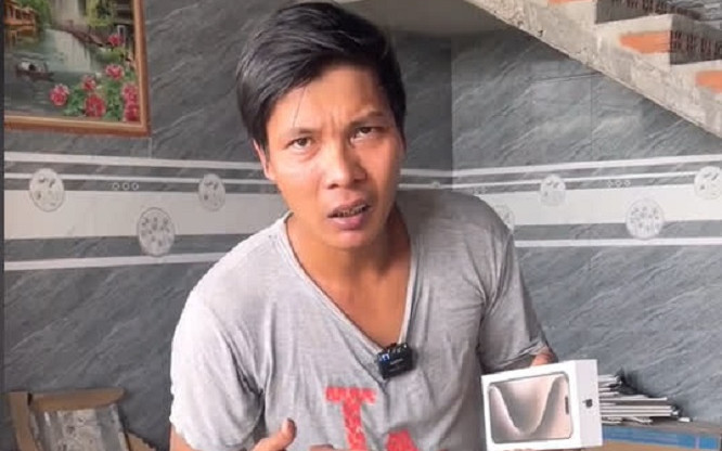 Chi tiền 'khủng' sở hữu iPhone 15, Lộc Fuho vội giải thích vì sợ bị mắng đua đòi Ảnh 2