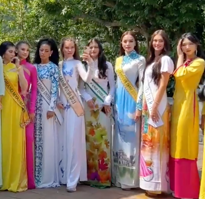 Lê Hoàng Phương thoắt ẩn thoắt hiện trong đoạn livestream. (Ảnh chụp màn hình)