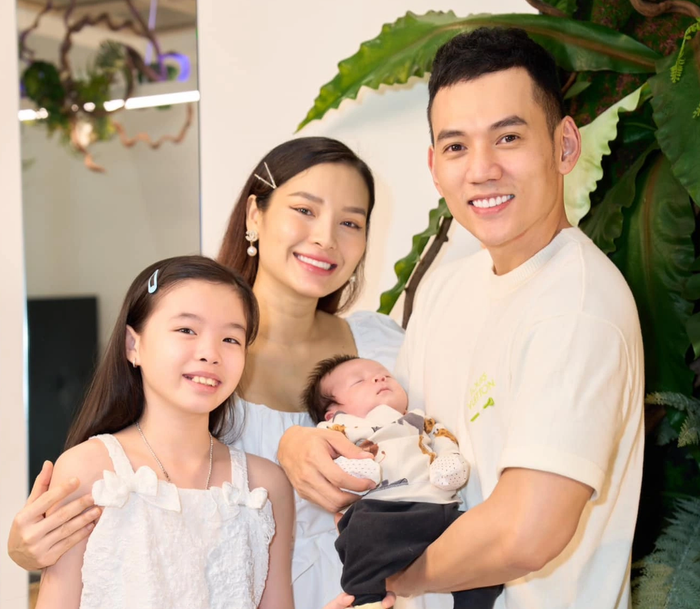 Tổ ấm nhỏ của Phương Trinh Jolie và diễn viên Lý Bình.