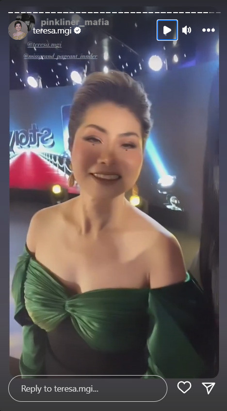 Bà Teresa chia sẻ lại đoạn clip khoe sắc tại hậu trường.