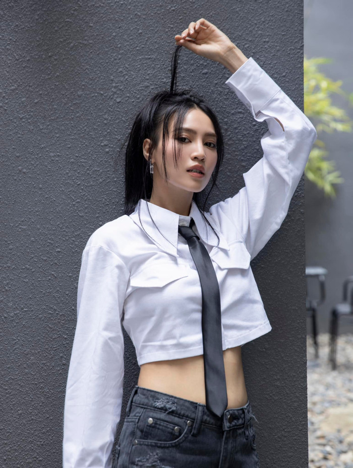 Lan Ngọc đang vô cùng tất bật để chuẩn bị xuất hiện trong một chương trình truyền hình thực tế