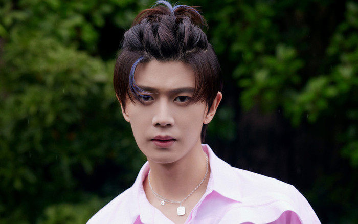 Xôn xao hình ảnh tình tứ giữa Nhậm Gia Luân và bạn diễn giữa tin đồn ngoại tình Ảnh 2