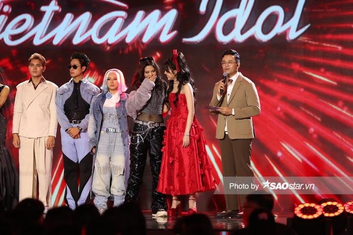 Vòng loại liveshow 5 Vietnam Idol, cú 'twist' từ Mỹ Tâm khiến fan vỡ òa Ảnh 3