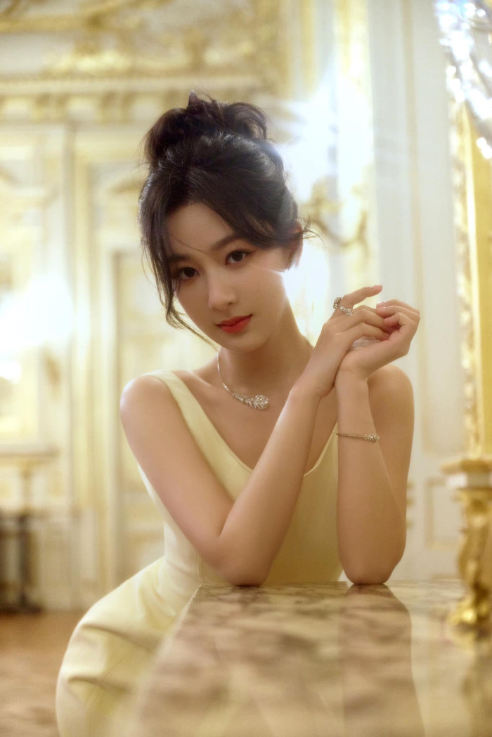 Top 6 tiểu hoa 9X 2023: Dương Tử thua Bạch Lộc và 1 mỹ nhân kém nổi Ảnh 5