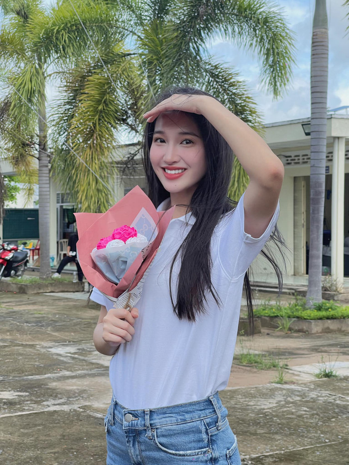 Phương Nhi đã nhận về nhiều lời chúc tốt đẹp cho hành trình 'đem chuông đi đánh xứ người' trong những ngày sắp tới ở Nhật Bản