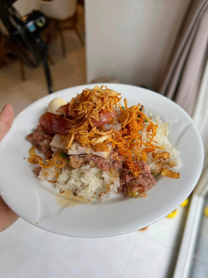 Tăng Thanh Hà trổ tài ngâm nếp nấu xôi, nhìn loạt món ăn kèm mà choáng váng Ảnh 2