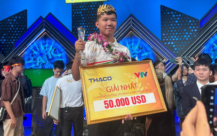 Quán quân Đường lên đỉnh Olympia 2023 Lê Xuân Mạnh chia sẻ gì sau khi vô địch? Ảnh 2