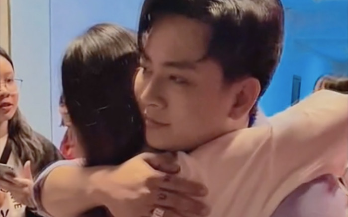 Rầm rộ clip Hoài Lâm ôm vợ cũ Cindy Lư trong hậu trường, sự thật là gì? Ảnh 2