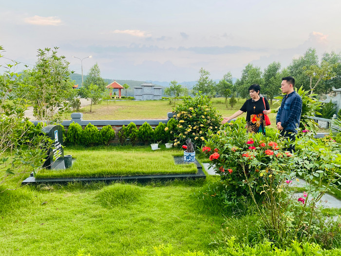 Đến nay, nữ nghệ sĩ đã bước sang tuổi 62 với sức khỏe dồi dào, yêu đời, sự nghiệp thăng hoa. Tuy nhiên, chị đã đi mua đất nghĩa trang, đá thạch anh để chuẩn bị cho chuyến đi không quay trở lại của mình. 