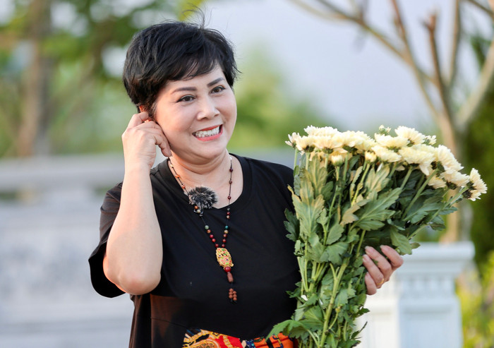 NSND Minh Hằng sinh năm 1961 là diễn viên gạo cội của sân khấu và điện ảnh Việt Nam. 