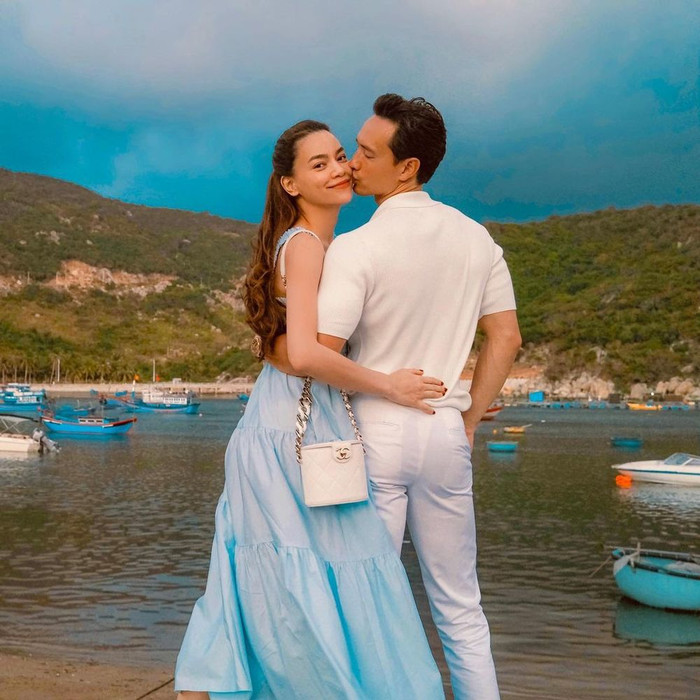 Cả hai có nhiều năm bên nhau cùng hai nhóc tỳ Lisa - Leon.