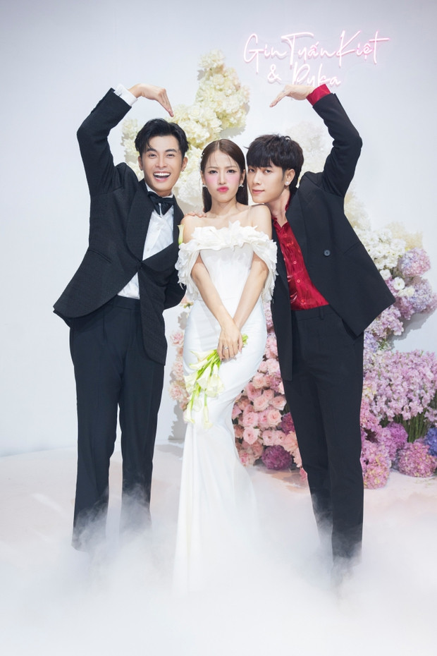 Trấn Thành và Trúc Nhân không xuất hiện cùng nhau trong tiệc cưới Puka - Gin Tuấn Kiệt tối 6/11.