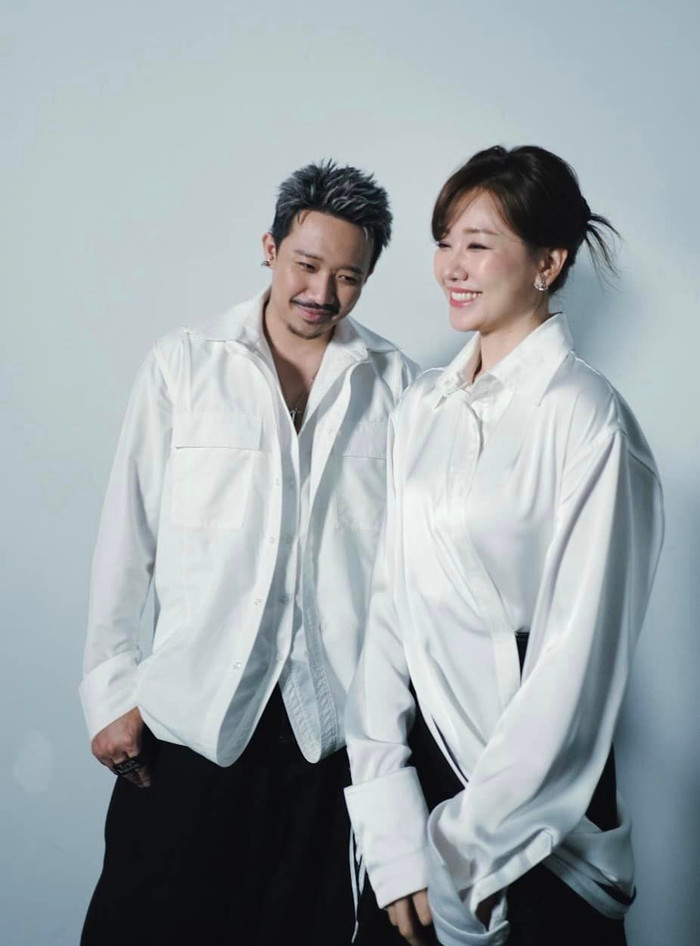 Vợ chồng Trấn Thành - Hari Won được mệnh danh là cặp đôi nhắng nhít nhất showviz Việt. 