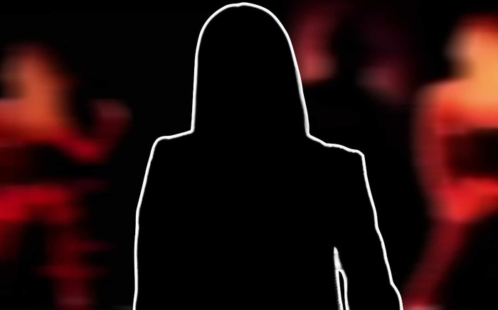 Nữ ca sĩ nổi tiếng bị ghép mặt vào clip nhạy cảm, cộng đồng mạng tức giận Ảnh 2