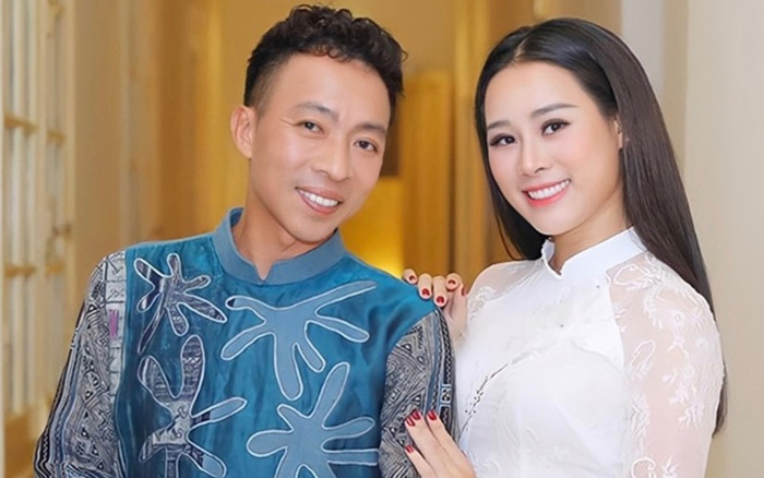 Ca sĩ Việt Hoàn ly hôn vợ kém 18 tuổi sau 14 năm chung sống Ảnh 2