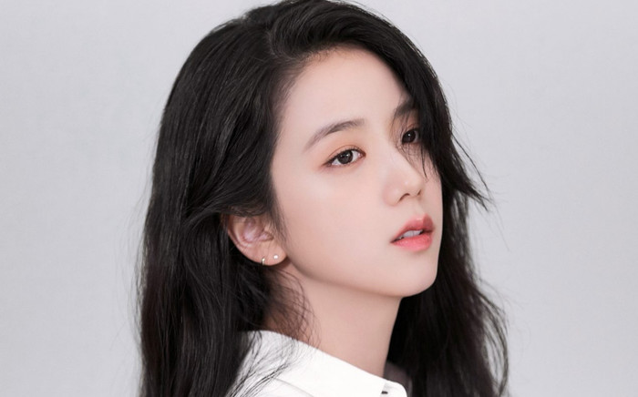 Một diễn viên đình đám châu Á công khai tình cảm với Jisoo BLACKPINK Ảnh 2