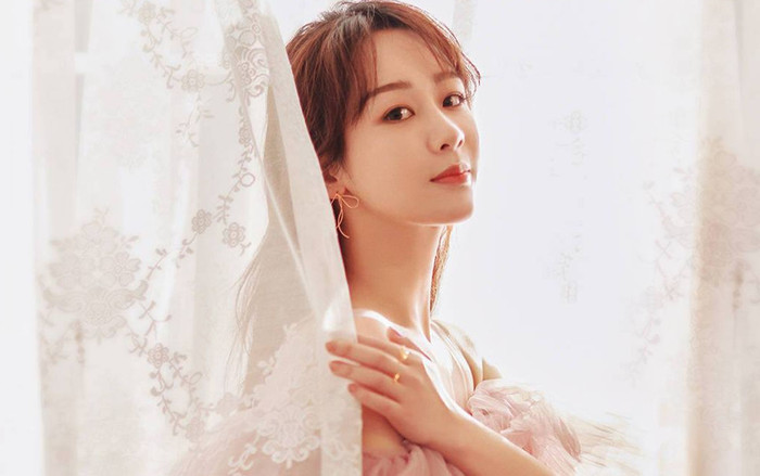 Không phải Tiêu Chiến hay Lý Hiện, Dương Tử đã có bạn trai từ lâu, danh tính đối phương gây chú ý Ảnh 2